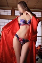 あいな